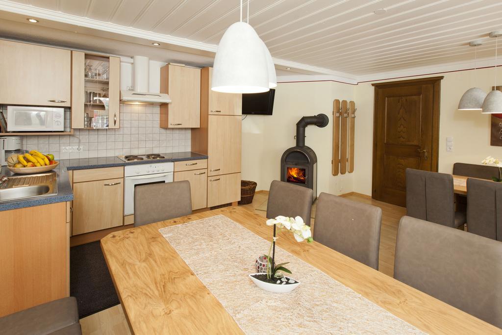 Alte Schmiede Apartment Hintertux Ngoại thất bức ảnh