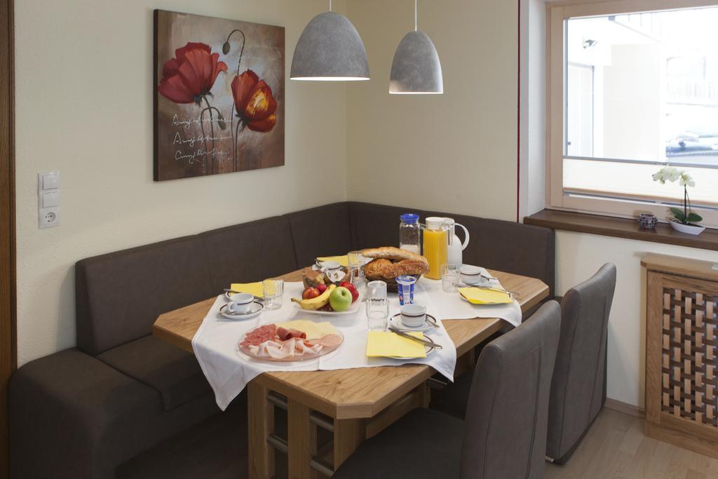 Alte Schmiede Apartment Hintertux Ngoại thất bức ảnh